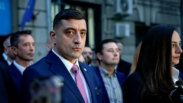 Candidatura lui George Simion, CONTESTATĂ la CCR. Magistrații vor lua o decizie duminică, într-o ședință care începe la ora 17:00