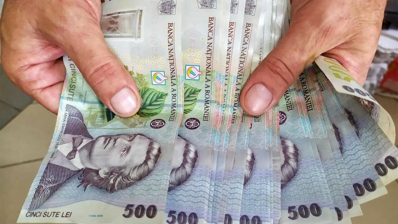 6000 de locuri de muncă pentru elevii care nu au luat examenul de BACALAUREAT. Ce salarii oferă angajatorii