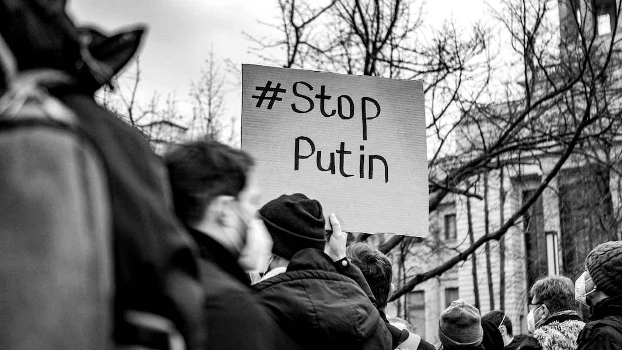 Un rus trăiește de 4 luni într-un cort în sălbăticie pentru a nu fi trimis la război în Ucraina