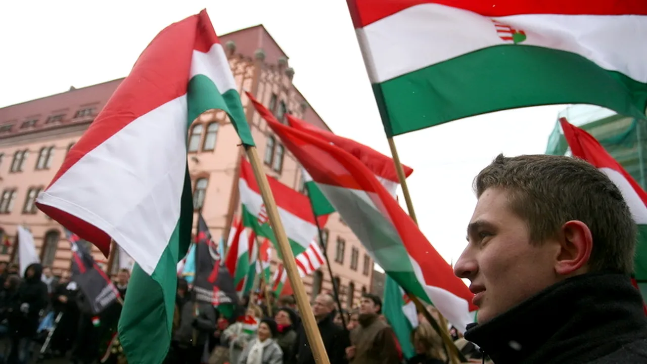Radicalii maghiari au ieșit în stradă la Sfântu Gheorghe pentru 