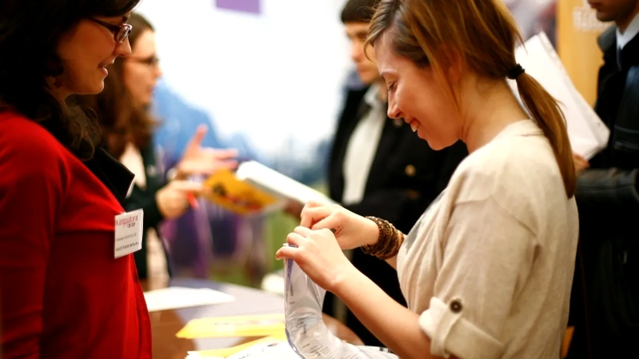 Oferte de muncă în străinătate. Ce joburi sunt disponibile pentru cetățenii români