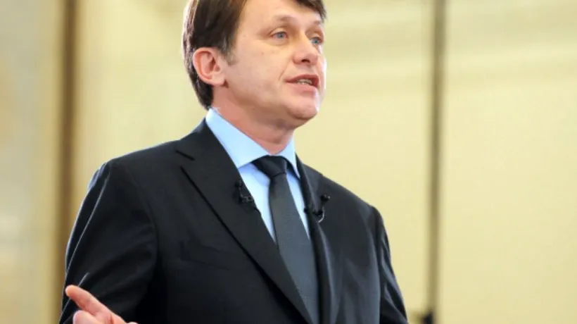 Reacția lui Crin Antonescu după discursul președintelui: Traian Băsescu vorbește lucruri inacceptabile, afectează grav imaginea țării