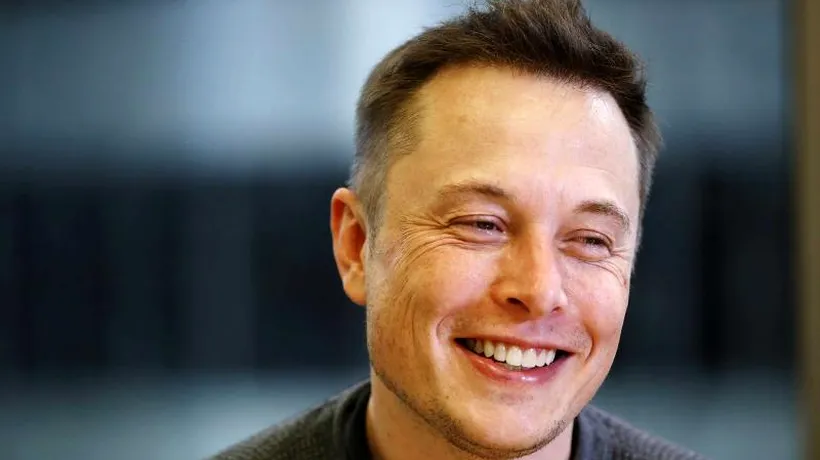 Elon Musk a prezentat prima sa navetă spațială gândită pentru transport de călători pe Lună - VIDEO