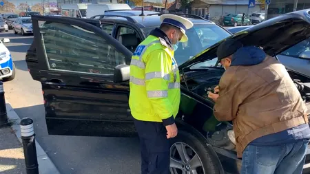 VIDEO | Ce pot păți șoferii care își pun pe mașini stroboscoape și sirene