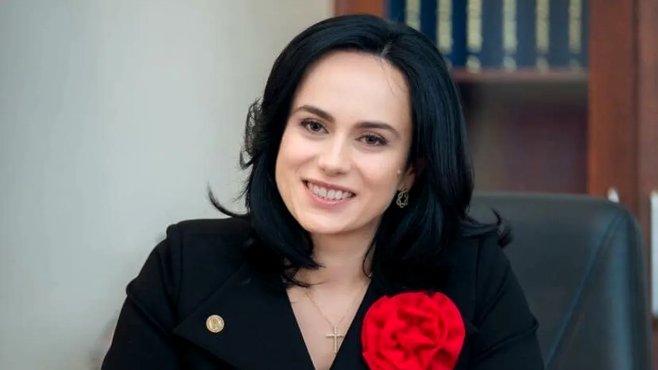 Ministrul Muncii, Simona Bucura Oprescu, pregătește legea salarizării. Legea va elimina inechitățile, spun surse