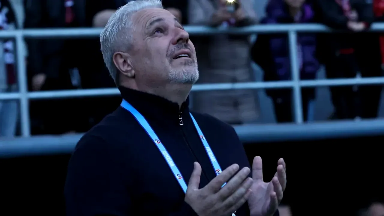 Șumudică e ironizat. „Nu are de unde să ştie. N-a antrenat vreodată în viaţa lui la nivelul ăsta”