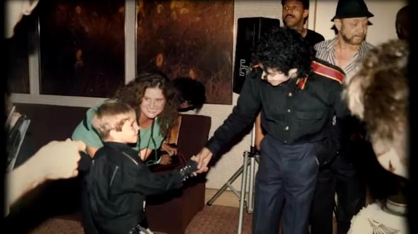 Concert GRATUIT cu Michael Jackson la București, în paralel cu documentarul despre ABUZURILE SEXUALE asupra minorilor