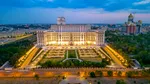 O turistă izbucnește în lacrimi la vederea Palatului Parlamentului: „Sunt OBSEDATĂ de această țară de 10 ani”