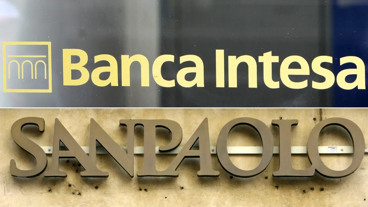 Angajat de bancă, prins că se uita în conturile Giorgiei Meloni, 