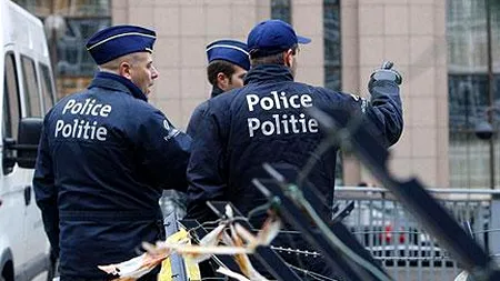 Un suspect arestat în Belgia în legătură cu atentatele de la Paris a fost inculpat pentru terorism