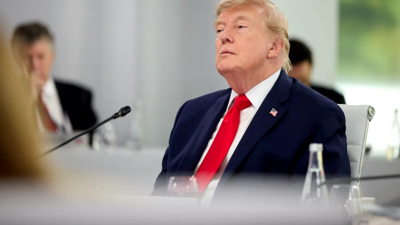 Trump va cere companiilor americane să producă, sub licență, rachete de apărare antiaeriană în Europa și Ucraina