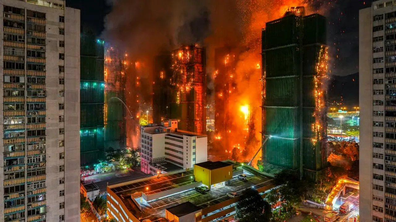 Ce acuzații au fost aduse celor responsabili de incendiul masiv din Hong Kong în care au murit 168 de persoane