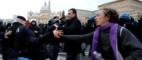 Un român a încercat să organizeze un protest extrem în timpul slujbei oficiate de Crăciun la Vatican