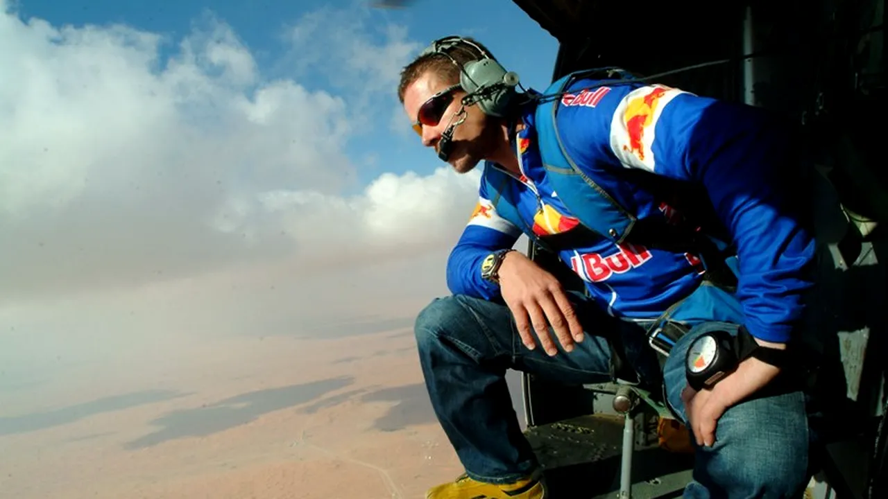 Lumea, așa cum puțini o văd. Un parașutist a sărit de la 29 de kilometri înălțime, în New Mexico