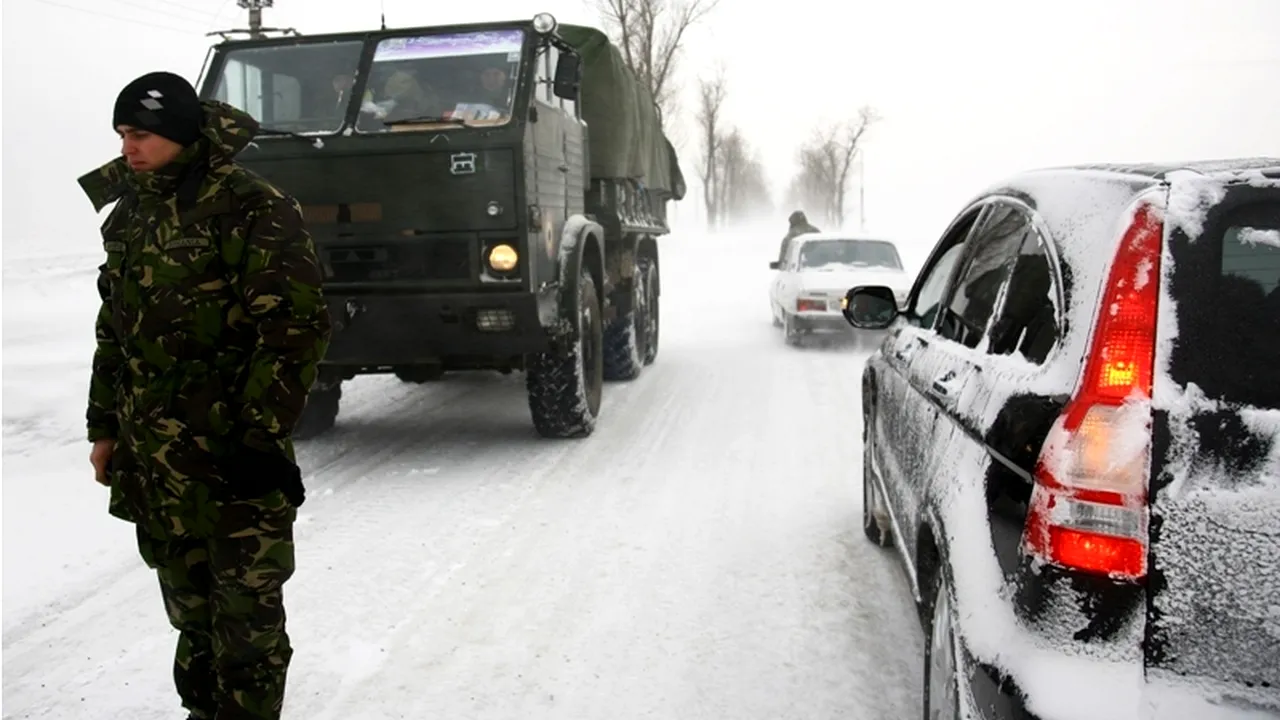 MApN: Militari au intervenit în comune din Vrancea pentru evacuarea unor persoane ce necesită dializă