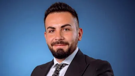 Un primar din Dâmbovița e acuzat că a luat mită pantofi și dădea cozonaci pentru voturi. Anchetatorii spun că era ajutat și de doi polițiști din Ilfov