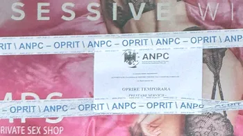 Piedone și comisarii ANPC au verificat jucăriile erotice. Au fost confiscate aproape 5000 de produse, iar unele vor fi „supuse unor analize specifice”