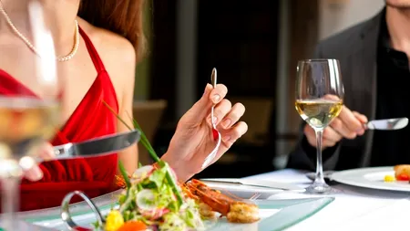 Cel mai scump aliment din lume este făcut din salivă. Marile secrete din industria alimentară