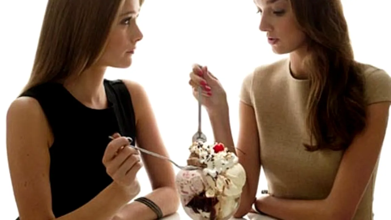 15 job-uri bine plătite, dar mai puțin cunoscute. Cât câștigă un degustător de înghețată și un stilist alimentar