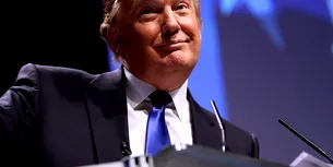 <span style='background-color: #dd3333; color: #fff; ' class='highlight text-uppercase'>ALEGERI 2024</span> Donald Trump l-a lăudat pe „onorabilul” Zelenski în interviul cu Elon Musk și a catalogat UE ca fiind ,,rea”