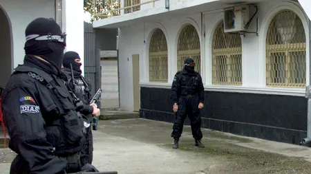 Patru membri ai CLANULUI DUDUIANU, audiați în urma unor PERCHEZIȚII în București și Ialomița 