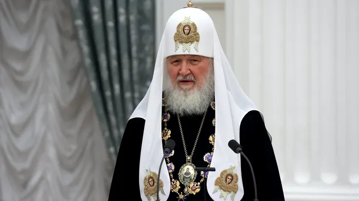 Patriarhul Kirill le cere rușilor să se roage pentru Putin