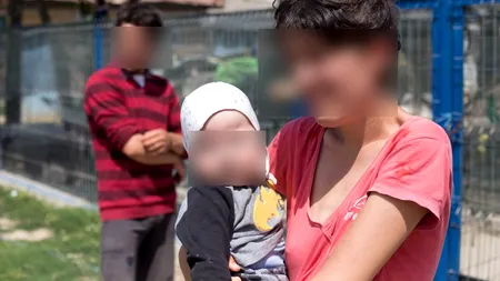 EXCLUSIV. România, „campioană” la nașterile cu mame minore: „Îmi era frică să-l țin și în brațe. Nu știam nici baie cum să-i fac”