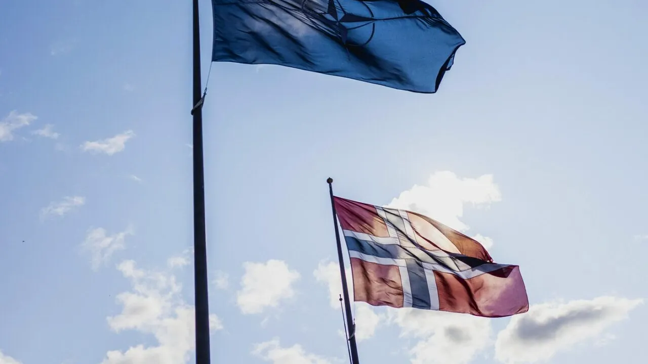 Norvegia este pregătită să adere la noul obiectiv al NATO. Oficialii de la Oslo susțin actualizarea pragului bugetar pentru apărare