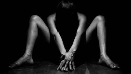 SCANDALOS. O femeie politician s-a dezbrăcat în timpul unei ședințe guvernamentale pe Zoom, după ce a crezut că a închis webcam-ul