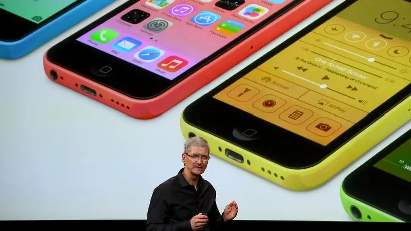 iPhone 5S, iPhone 5C - cum arată noile telefoane lansate de Apple. Tehnologia revoluționară care îți permite să deblochezi telefonul cu amprenta digitală