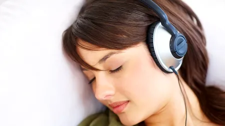 TOP 10 melodii pe care nu le poți uita