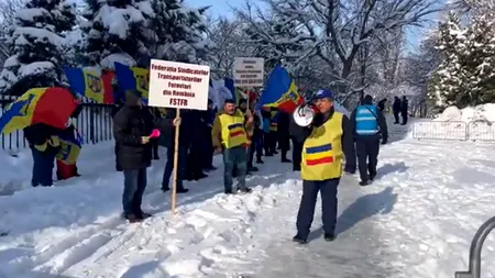 Sindicaliștii din Căi Ferate continuă protestele 