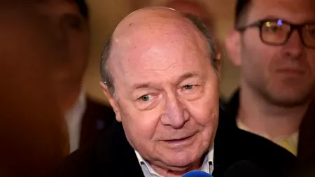 Ce spune Băsescu despre GAFELE de protocol ale lui Nicușor Dan:
