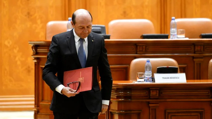Băsescu contestă concursul lui Pivniceru pentru procurorii șefi. Aș mulțumi lui Dumnezeu să meargă la CCR. Pe cine ar vrea președintele interimar la Justiție
