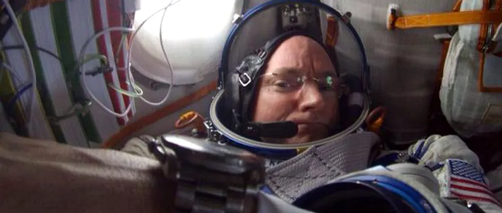 Dezvăluirile șocante ale astronautului Scott Kelly după un an petrecut în spațiu: „Mă simt amețit, iar atunci când ajung într-un final în poziție verticală durerea este îngrozitoare