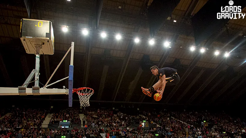 Sar cât casa... Poporului. Lords of Gravity la 3x3 EuroTour Wizz Air Sport Arena Streetball