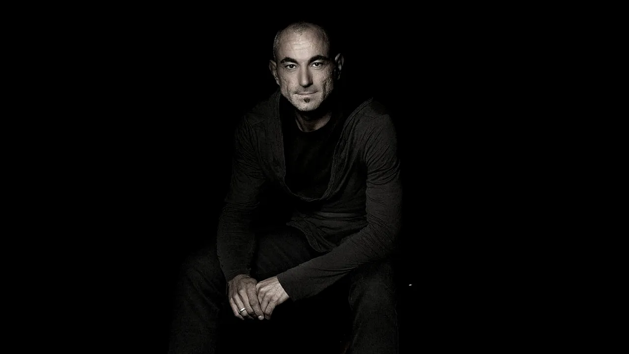 A murit unul dintre cei mai mari DJ din istorie. O boală misterioasă l-a învins pe Robert Miles la doar 47 de ani