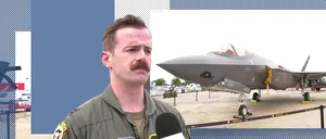 El este americanul care zboară cu cel mai performant avion de luptă din lume: „F – 35 Alfa este incredibil de ușor de pilotat” | Reportaj la BSDA 2024