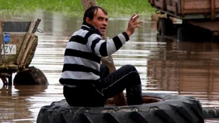 VREMEA. Cod portocaliu de inundații pe râuri din 14 județe