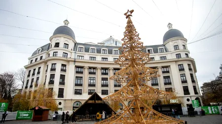 Cum arată Târgul de Crăciun din Piața Universității, deschis de vineri. Se intră doar cu certificat verde | GALERIE FOTO