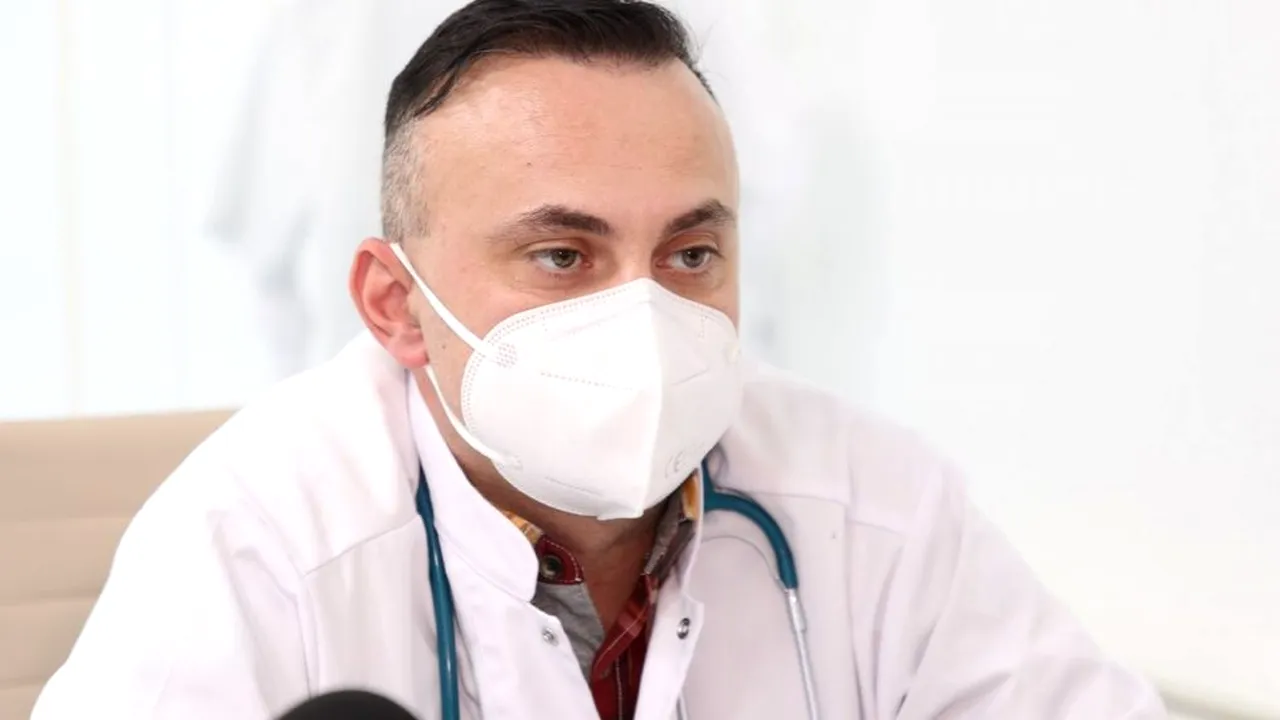 Ce spune medicul Adrian Marinescu despre redeschiderea școlilor și prioritizarea vaccinării părinților. „Avem nevoie de un proces de educație care să continue”