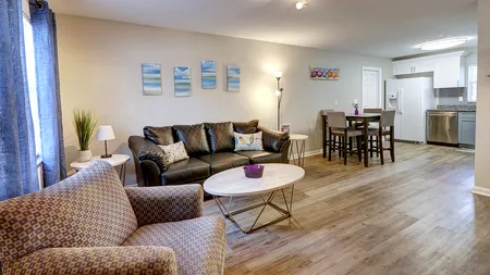 O timișoreancă și-a închiriat luxosul apartament unei firme. După câteva zile, a trăit un adevărat ȘOC! Cine locuia, de fapt, în casa ei