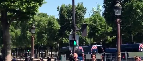 Incident pe Champs-ElysÃ©es. O mașină a intrat într-o dubă a Jandarmeriei. VIDEO cu momentul în care atacatorul este anihilat