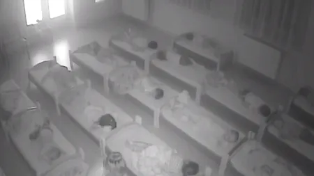 Copil de trei ani, bătut la creșă de o îngrijitoare. Conducerea, acuzată că a încercat să mușamalizeze cazul