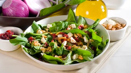 Cum trebuie să fie sosul la salate. STUDIU