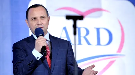 Aurelian Pavelescu va candida pentru un mandat de deputat într-un colegiu din Râmnicu Vâlcea