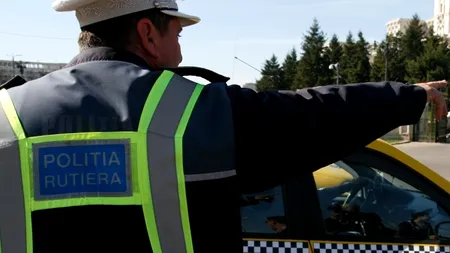 Circulație blocată pe drumuri din județele Vâlcea, Hunedoara și Argeș
