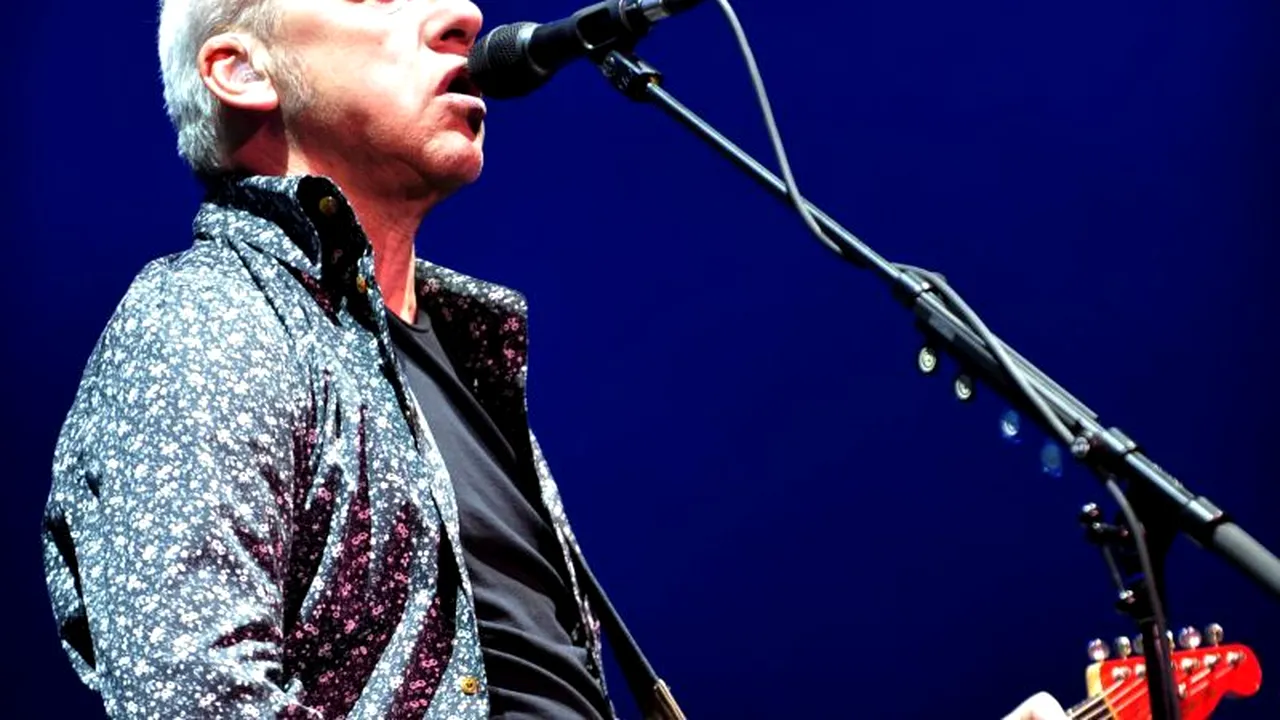 Solistul și chitaristul Dire Straits, Mark Knopfler, cântă la București 