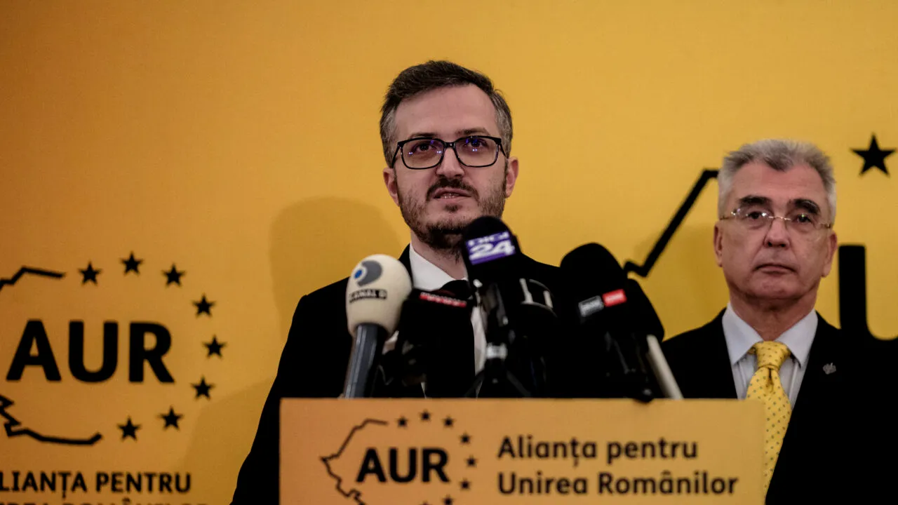 Cu ce partide plănuiește AUR să negocieze dacă Guvernul Mureșan pică