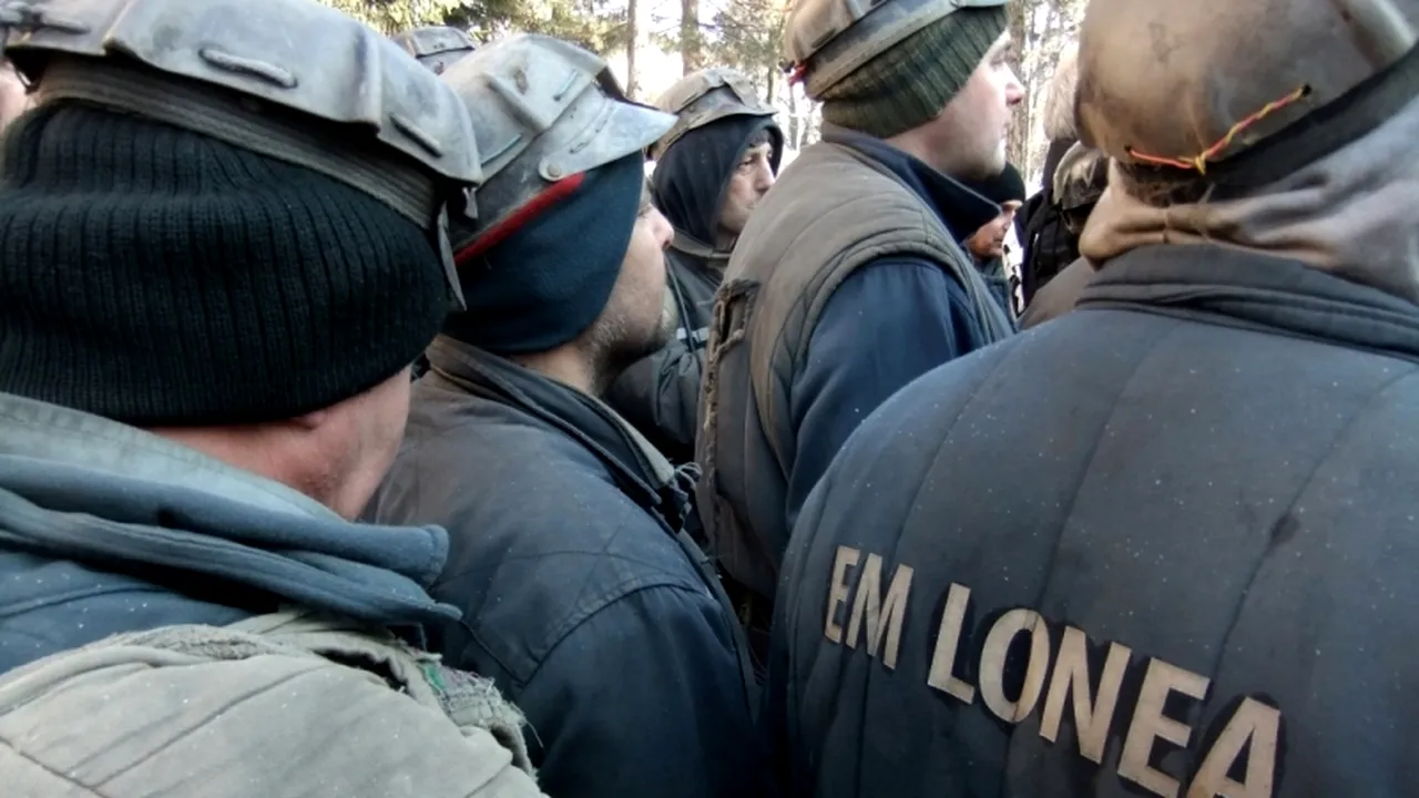 Un miner de la Lonea, internat în spital după ce a căzut cărbune peste el
